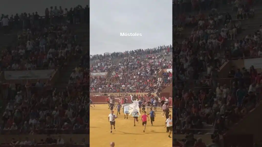 Entrada primer encierro #móstoles #shorts