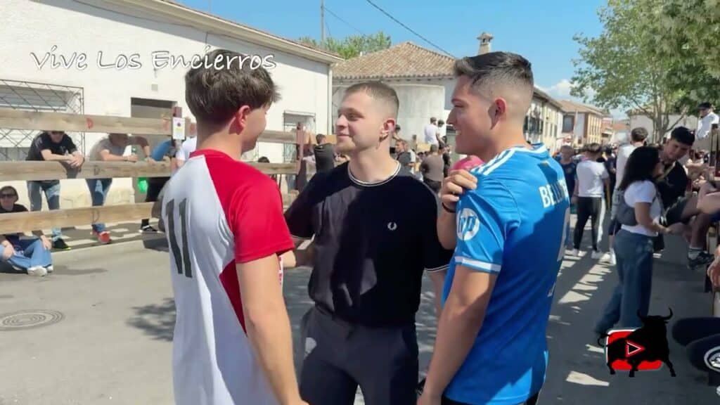 🎉 AMBIENTE FESTIVO EN TALAMANCA DE JARAMA #shorts