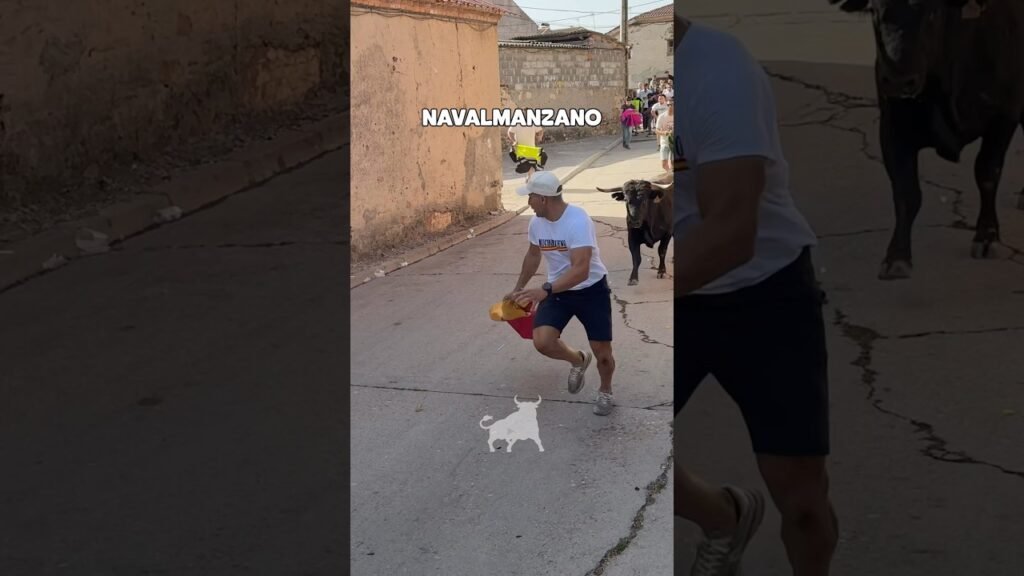 Encierro en Navalmanzano 2026 - EMOCIONANTES CARRERAS POR LAS CALLES