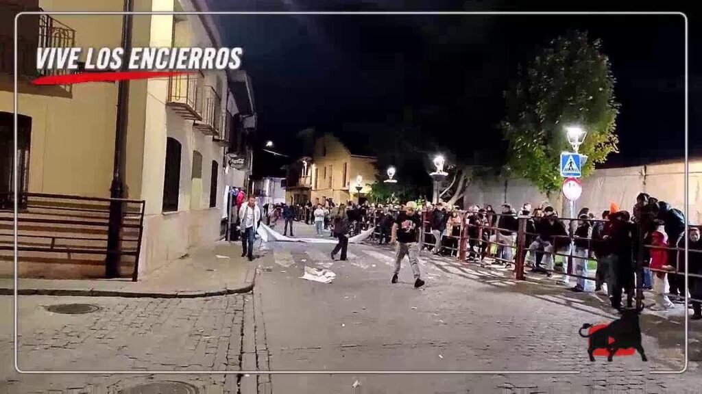 Encierro urbano en Aguilafuente 2026 - DIRECTO AGUILAFUENTE SEGOVIA 25-10-26